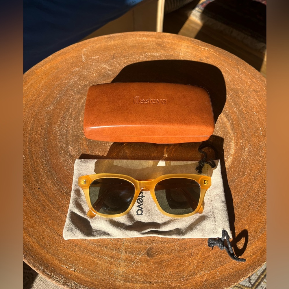 Illesteva Melrose Sunglasses